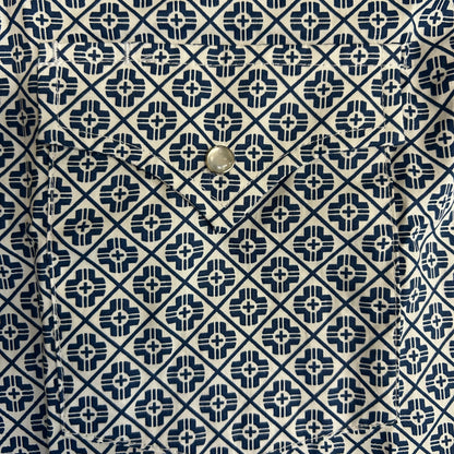 White/Blue Medallion L/S
